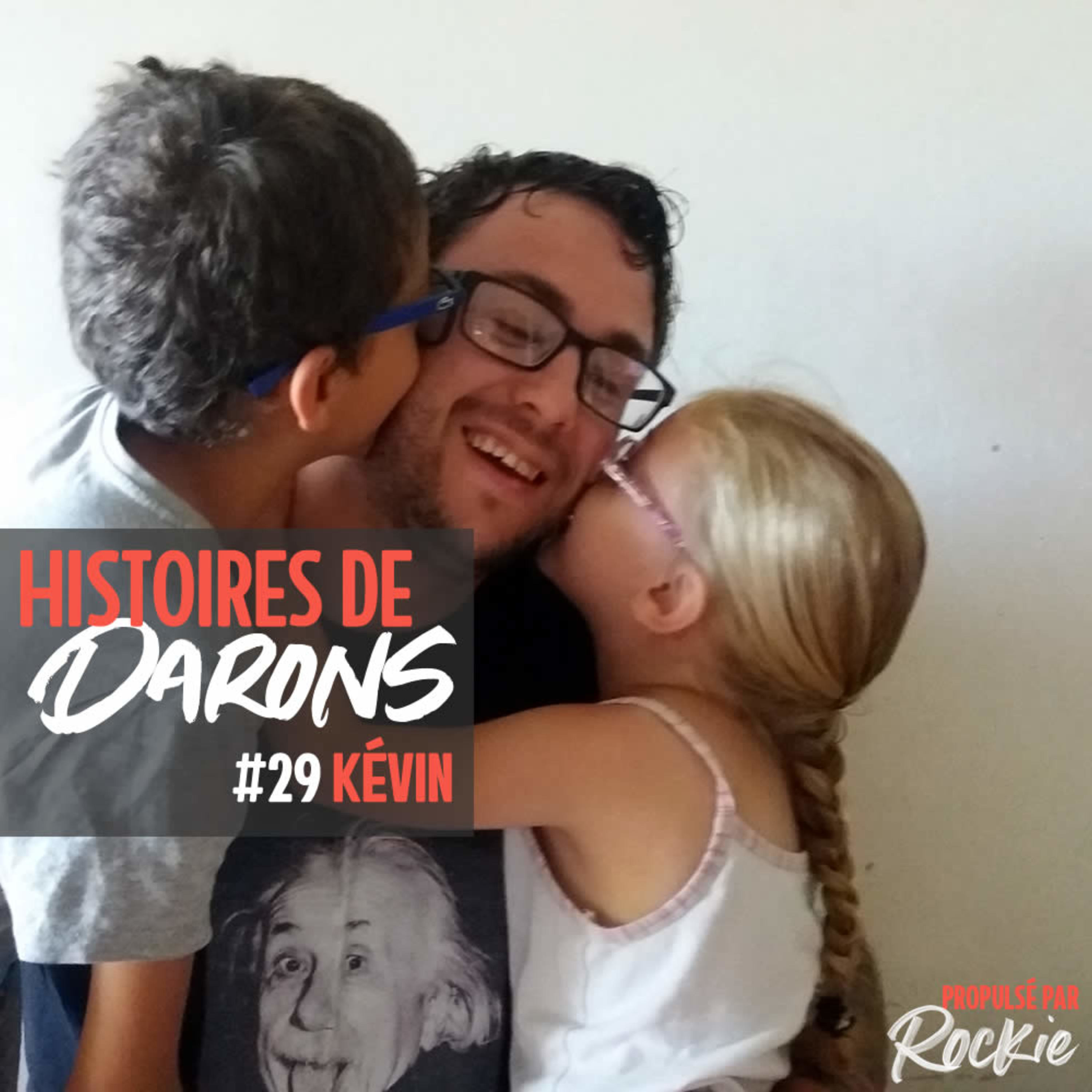 Kévin a rencontré son fils à un mois et demi Kévin a rencontré son fils à un mois et demi